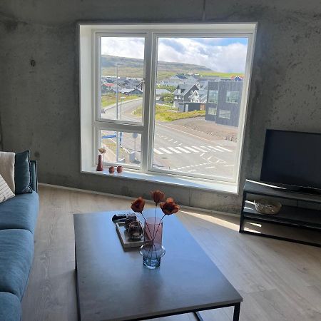 New 2 Bedroom Apt - Ocean And Mountain View Tórshavn Exterior foto